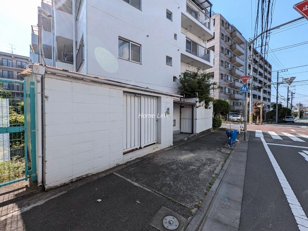 三田小茂根コーポ　ゴミ置き場